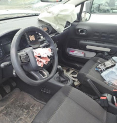 Bloc ABS (freins anti-blocage) CITROEN C3 3 Photo n°8