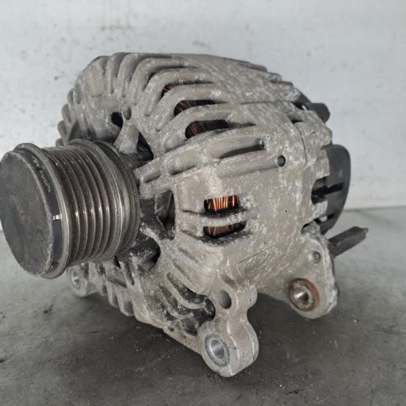 Alternateur VOLKSWAGEN CADDY 3