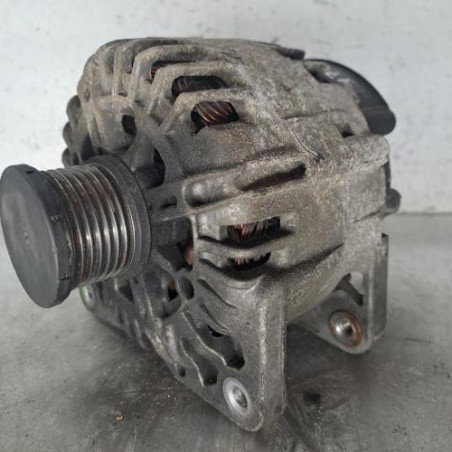 Alternateur RENAULT MASTER 3 Photo n°1