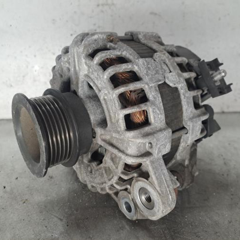 Alternateur VOLVO V 40 2