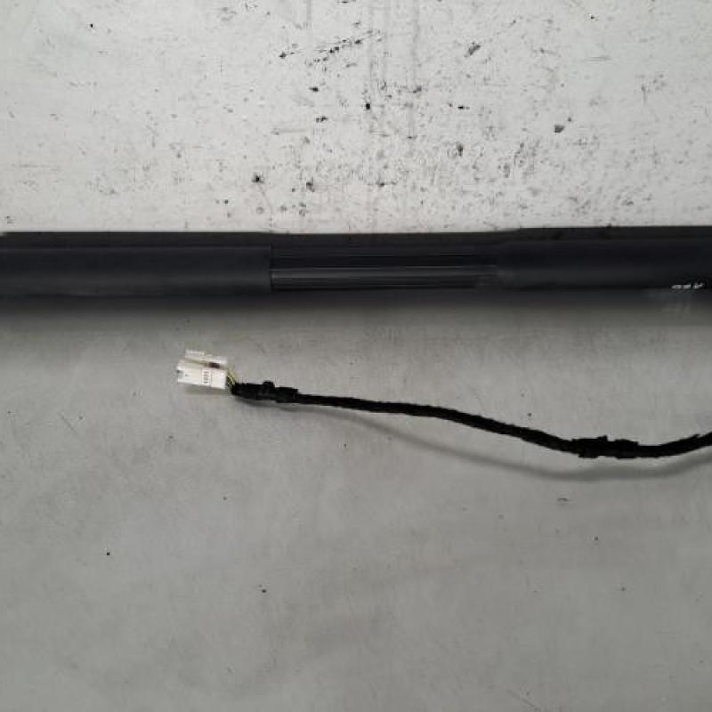 Verin de coffre droit BMW SERIE 3 F31