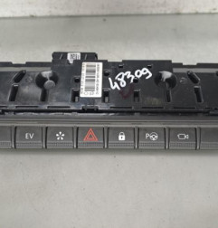 Bouton de warning RENAULT CAPTUR 2 Photo n°1