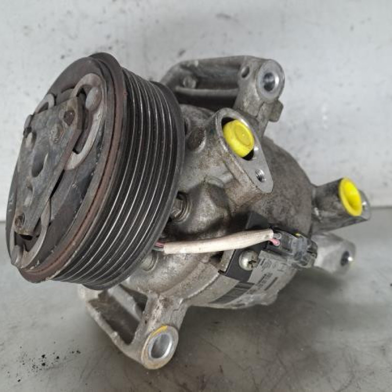 Compresseur clim DACIA SANDERO 2