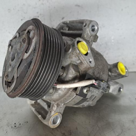 Compresseur clim DACIA SANDERO 2 Photo n°1