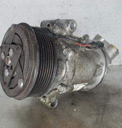 Compresseur clim DACIA JOGGER Photo n°1