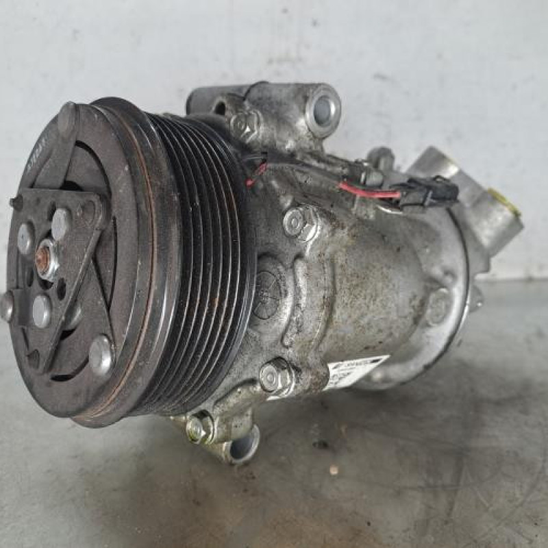 Compresseur clim DACIA JOGGER