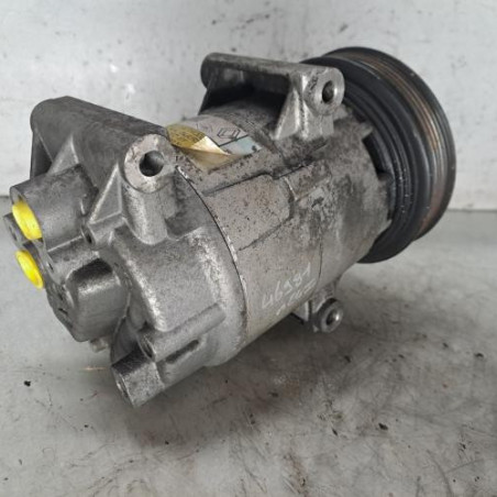 Compresseur clim RENAULT MEGANE 1