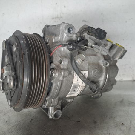 Compresseur clim RENAULT CLIO 5 Photo n°1
