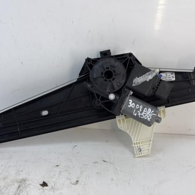 Leve vitre electrique arriere gauche PEUGEOT 3008 2