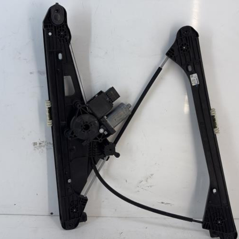 Leve vitre electrique avant gauche PEUGEOT 3008 2