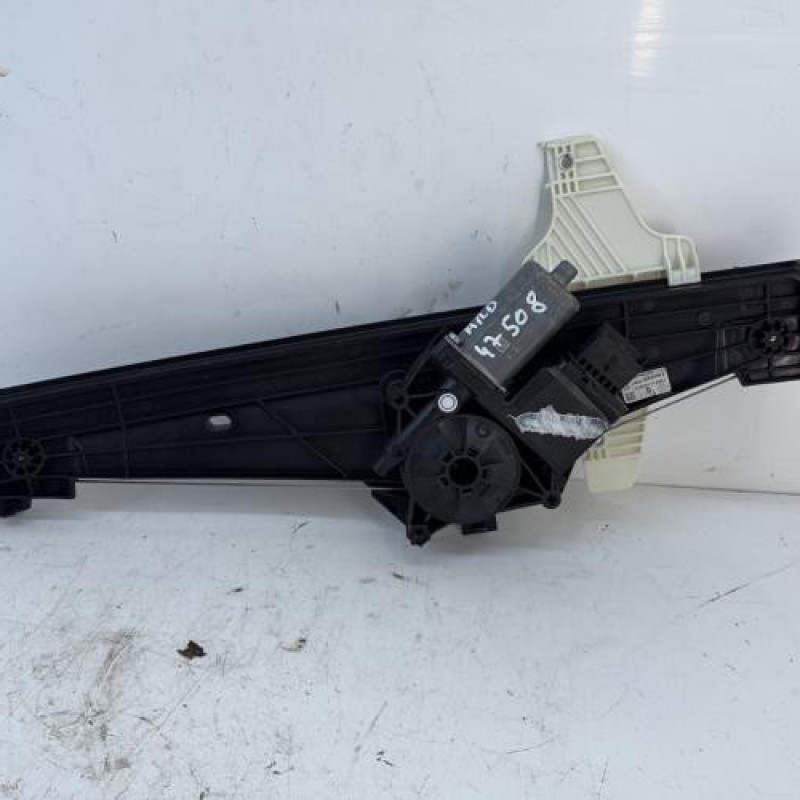 Leve vitre electrique arriere droit PEUGEOT 3008 2