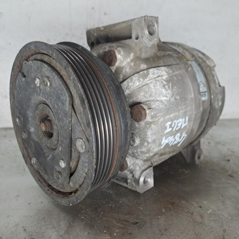 Compresseur clim RENAULT MEGANE 1