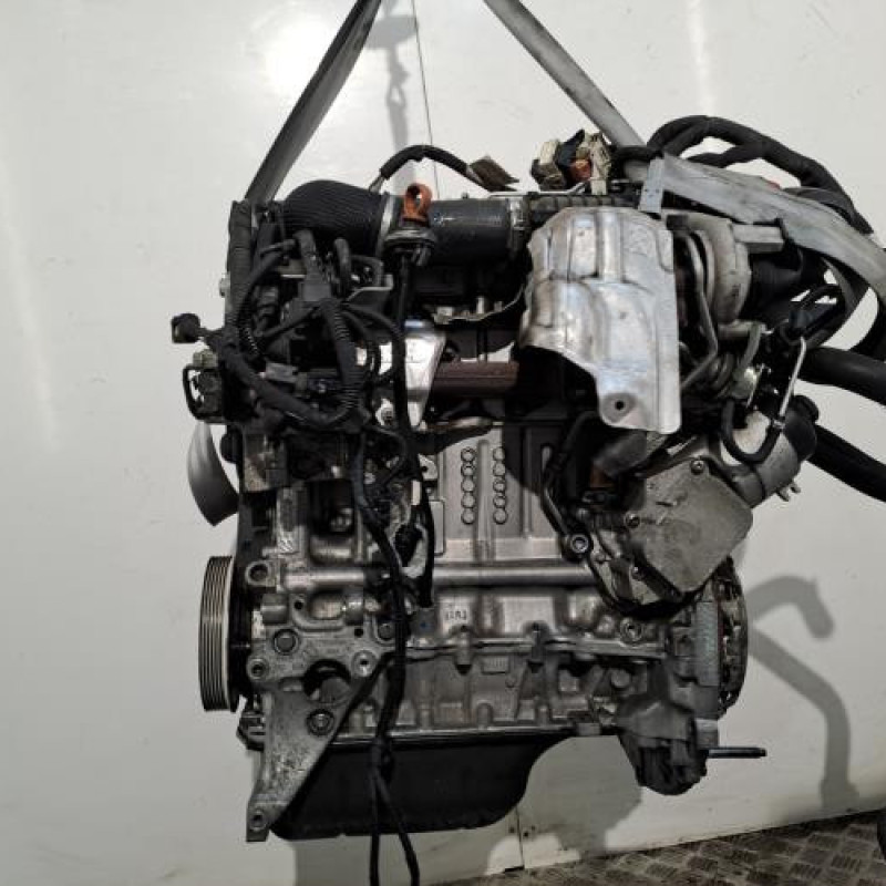 Moteur PEUGEOT 208 1