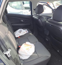 Compresseur clim RENAULT SCENIC 4 Photo n°9