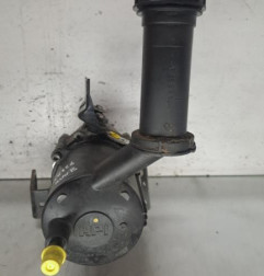Pompe de direction PEUGEOT 5008 1