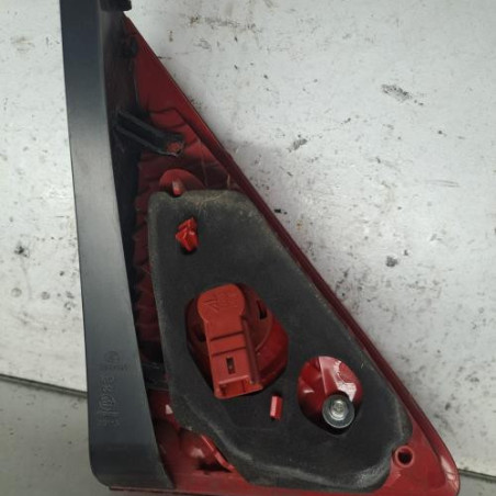 Feu arriere secondaire droit (feux) PEUGEOT 3008 1