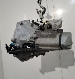 Boite de vitesses PEUGEOT 208 1 Photo n°1