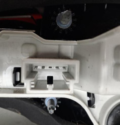 Feu arriere secondaire gauche (feux) VOLKSWAGEN GOLF 7 Photo n°3