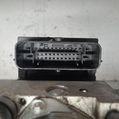 Bloc ABS (freins anti-blocage) RENAULT TRAFIC 2