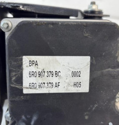 Bloc ABS (freins anti-blocage) VOLKSWAGEN POLO 5 Photo n°3