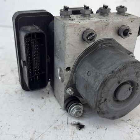 Bloc ABS (freins anti-blocage) MERCEDES CLASSE A 176