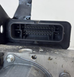 Bloc ABS (freins anti-blocage) RENAULT CLIO 4