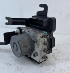 Bloc ABS (freins anti-blocage) DACIA DUSTER 2 Photo n°1