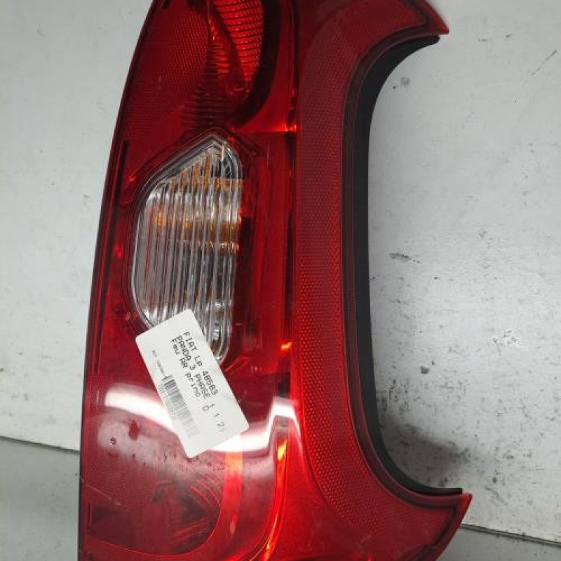 Feu arriere principal droit (feux) FIAT PANDA 3