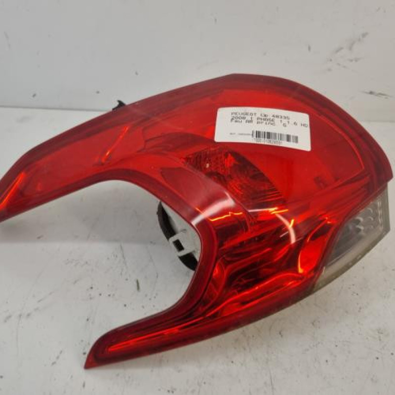 Feu arriere principal gauche (feux) PEUGEOT 2008 1