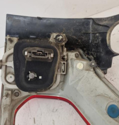 Feu arriere principal gauche (feux) PEUGEOT 2008 1 Photo n°4