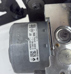 Bloc ABS (freins anti-blocage) RENAULT MEGANE 4 Photo n°3