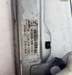 Leve vitre electrique avant droit PEUGEOT 5008 1 Photo n°3