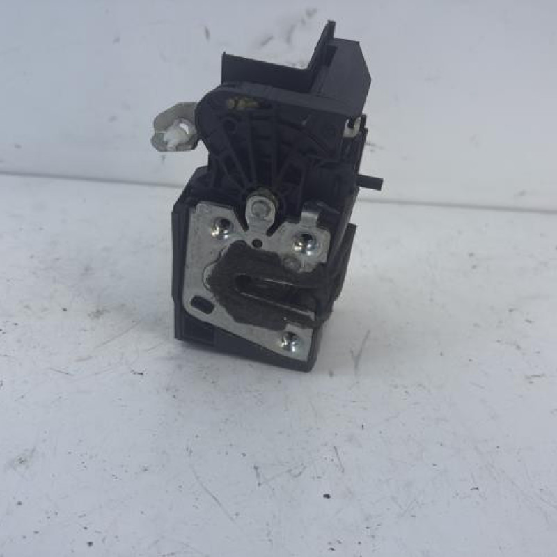 Serrure arriere droit DACIA JOGGER