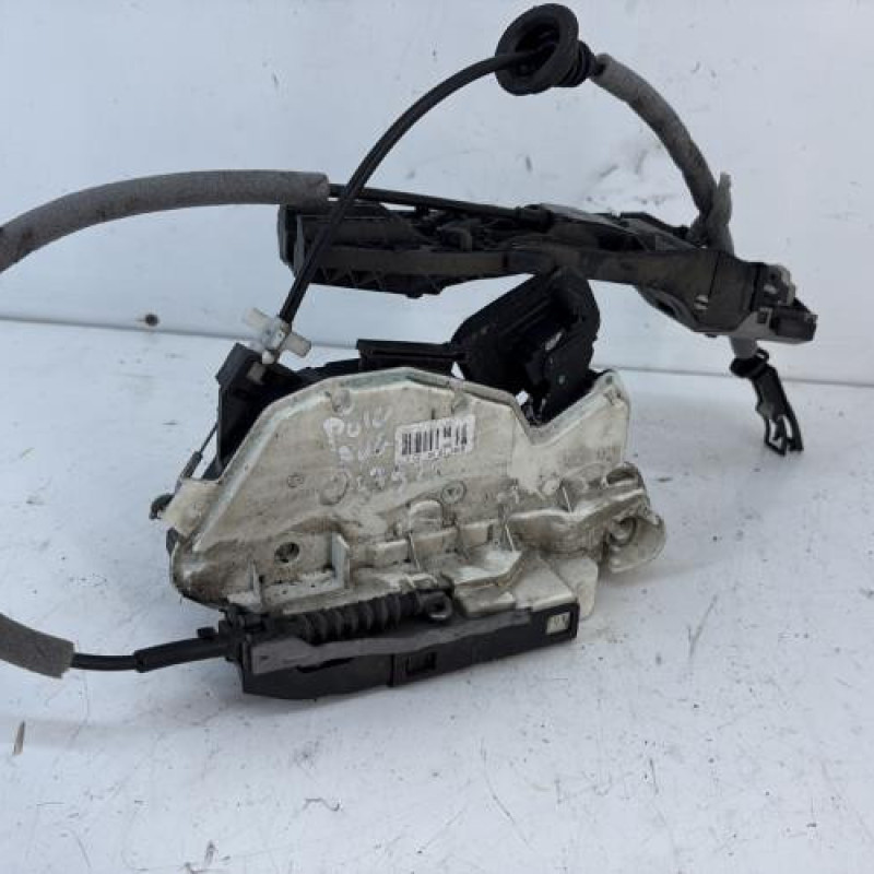 Serrure avant gauche VOLKSWAGEN POLO 5