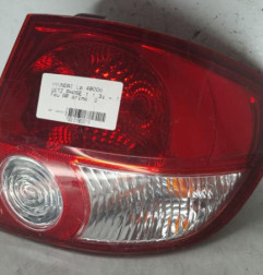 Feu arriere principal droit (feux) HYUNDAI GETZ Photo n°1