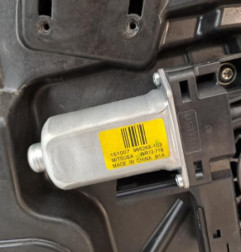 Leve vitre electrique avant gauche VOLVO V 40 2