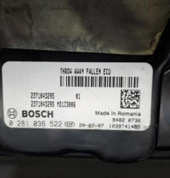 Calculateur moteur RENAULT MEGANE 4 Photo n°4