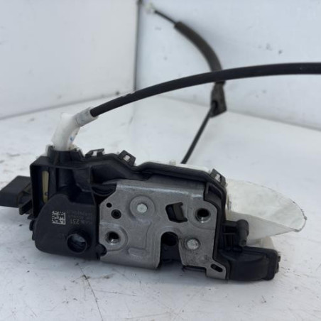 Serrure avant droit PEUGEOT 3008 1