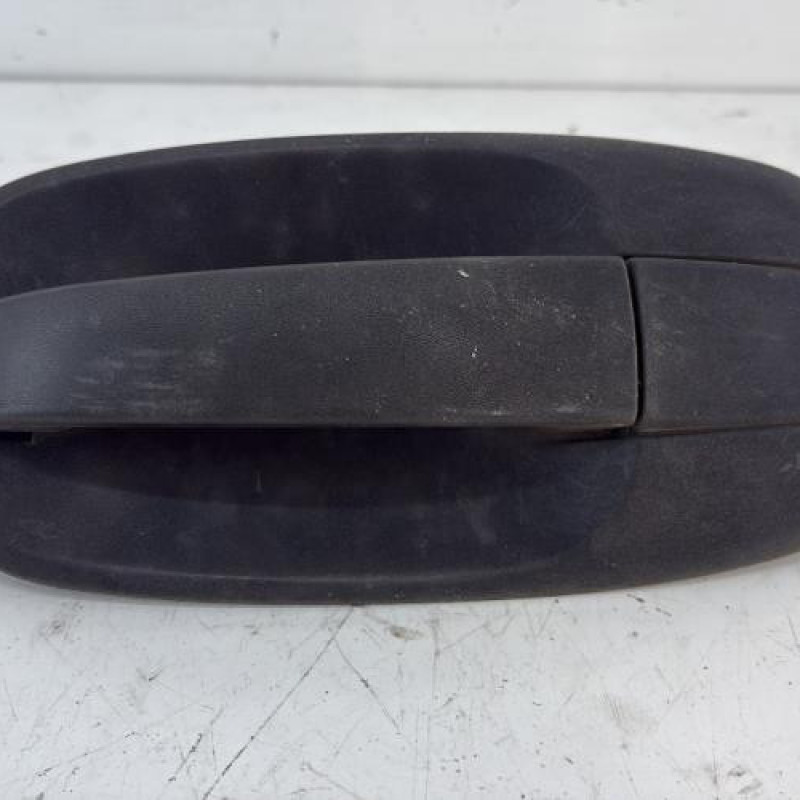 Poignee porte avant droit RENAULT TRAFIC 2