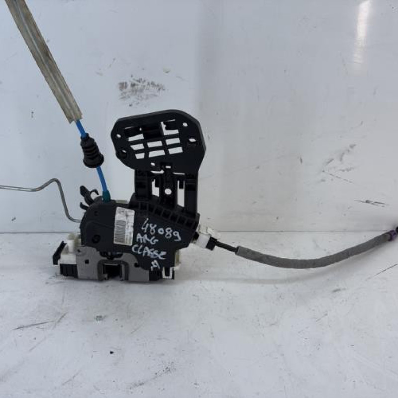 Serrure arriere gauche MERCEDES CLASSE A 176