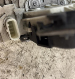 Serrure arriere gauche MERCEDES CLASSE A 176 Photo n°3