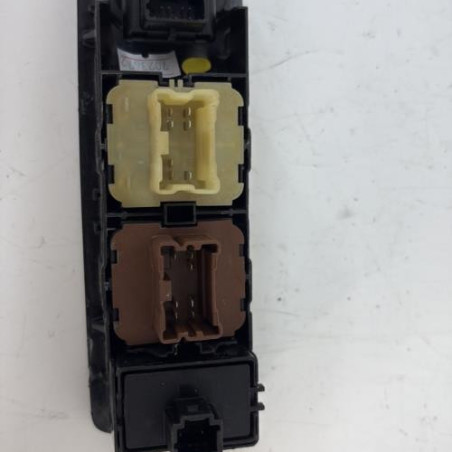 Interrupteur de leve vitre avant gauche RENAULT CAPTUR 1