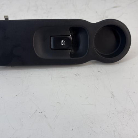 Interrupteur de leve vitre avant droit RENAULT MODUS Photo n°1