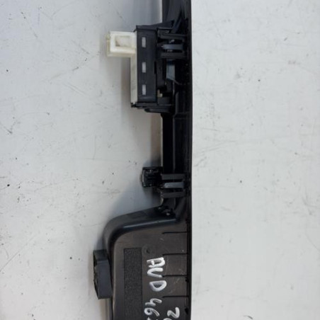 Interrupteur de leve vitre avant droit PEUGEOT 208 2