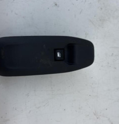 Interrupteur de leve vitre avant droit PEUGEOT 2008 1 Photo n°1