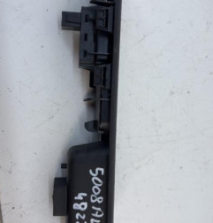 Interrupteur de leve vitre avant droit PEUGEOT 5008 1