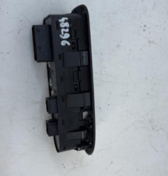 Interrupteur de leve vitre avant gauche CITROEN C3 2