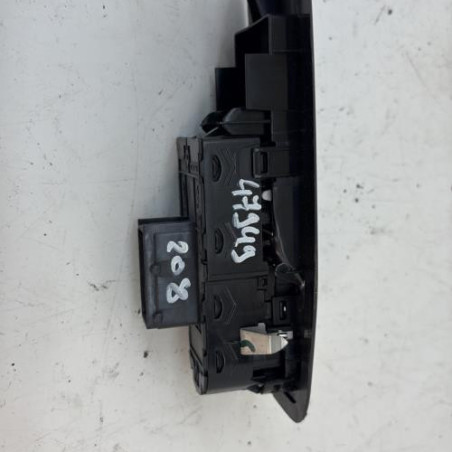 Interrupteur de leve vitre avant gauche PEUGEOT 208 1