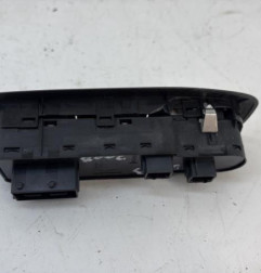Interrupteur de leve vitre avant gauche PEUGEOT 2008 1