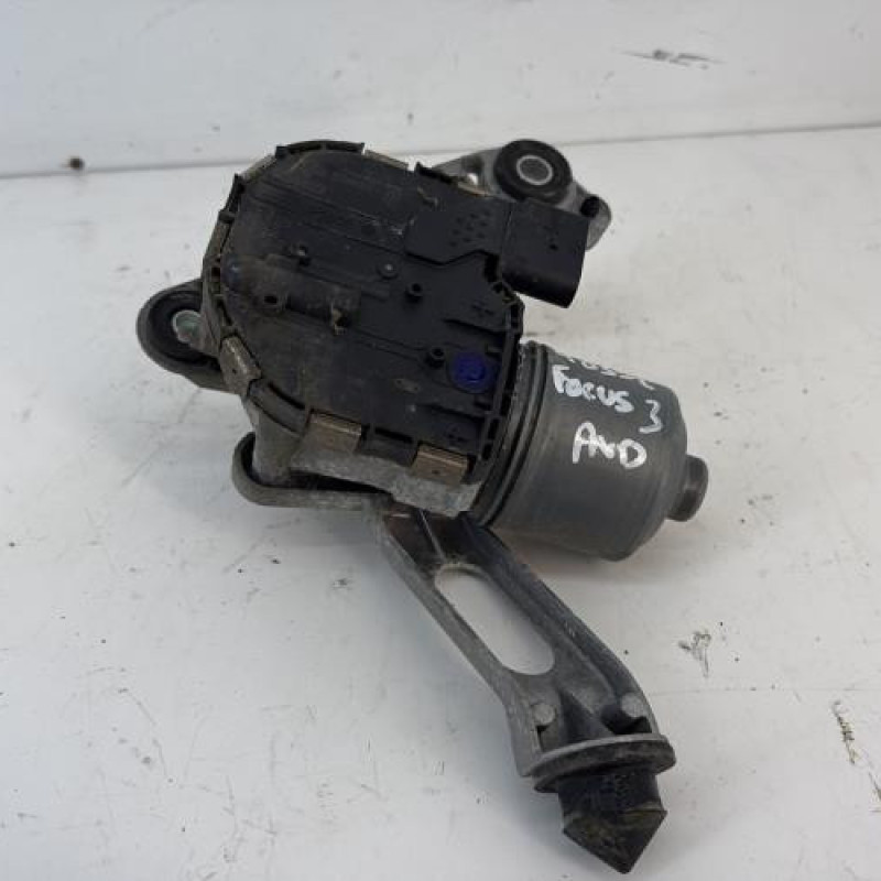 Moteur essuie glace avant droit FORD FOCUS 3